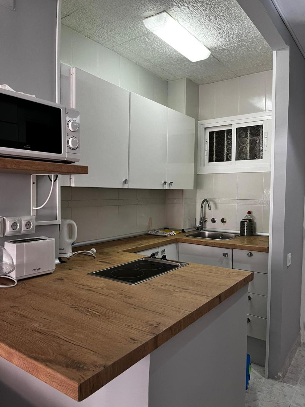 Encantador Estudio Con Piscina 贝纳尔马德纳 外观 照片