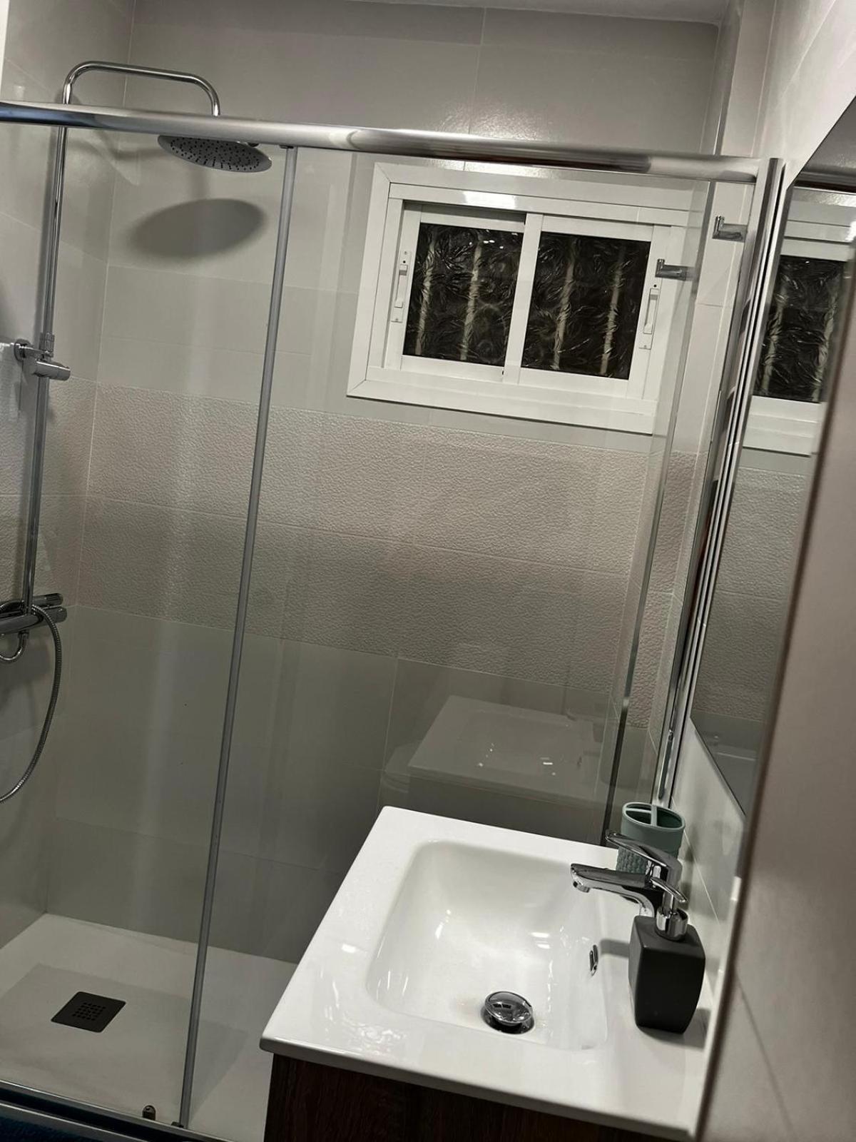 Encantador Estudio Con Piscina 贝纳尔马德纳 外观 照片